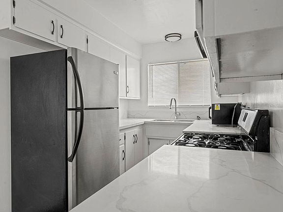 3rd image of 1513 S 2nd Ave #8