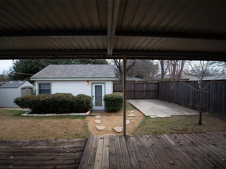 1217 Danville Dr — Photo 30
