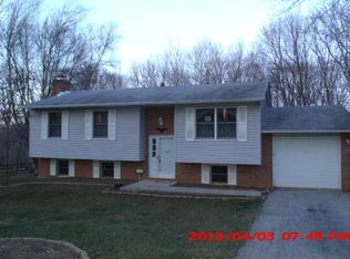 2714 Overview Rd, Hampstead, MD 21074