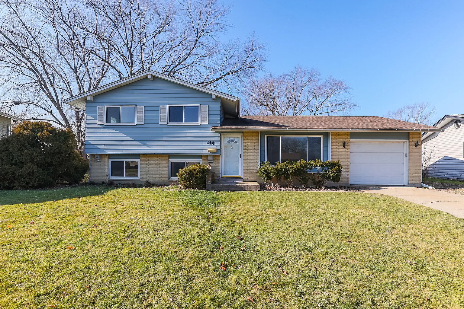 214 Basswood Dr photo 1