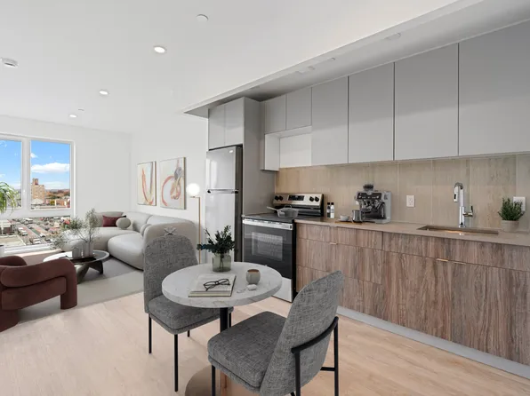 172-02 Hillside Avenue image 1 of 13