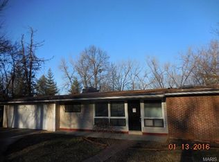 710 Culloden Rd, Saint Louis, MO 63122