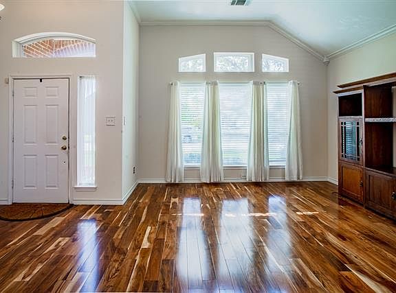 2nd image of 7505 Caribbean Dr