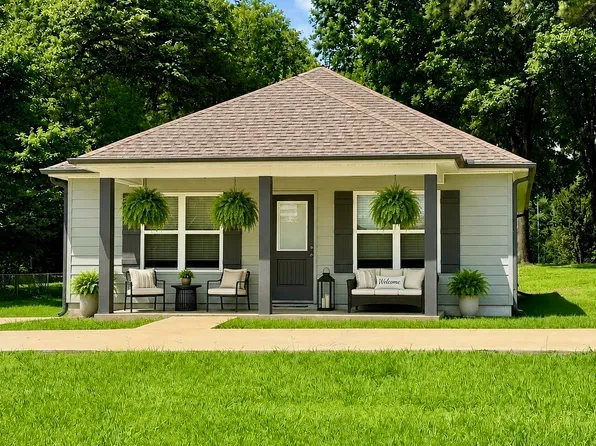 310 Elm St, Dyer, TN 38330
