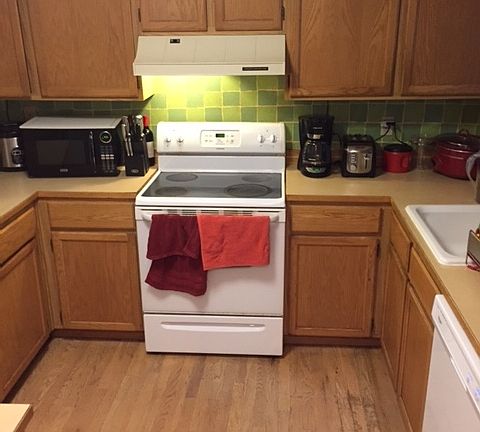 3rd image of 8507 137th Ave NE