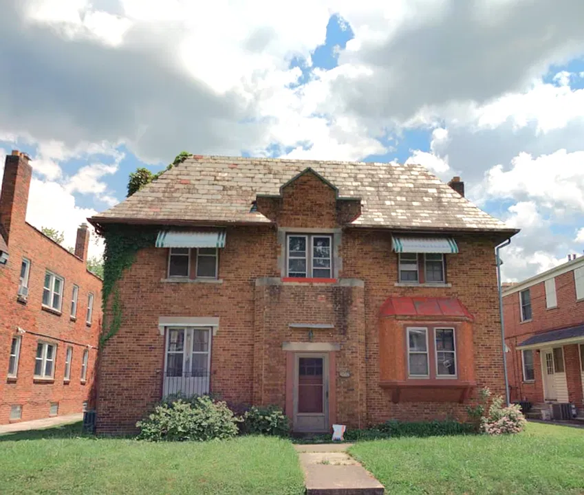 2366 Glenmawr Ave #1