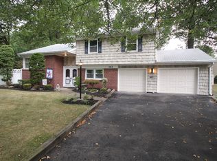 162 Liberty St, Clark, NJ 07066