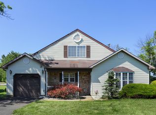 4 Carnaby Close, Freehold, NJ 07728