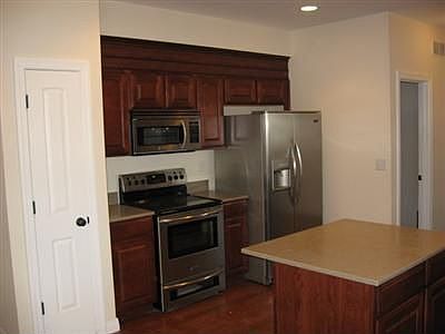 3rd image of 1300 Woodford Ct