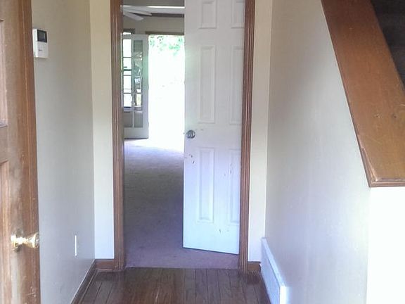 3rd image of 4217 Cedartree Dr