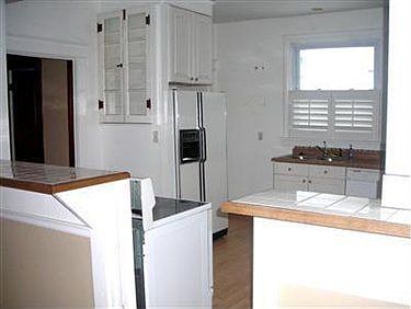 2nd image of 1524 Saint Charles Ave