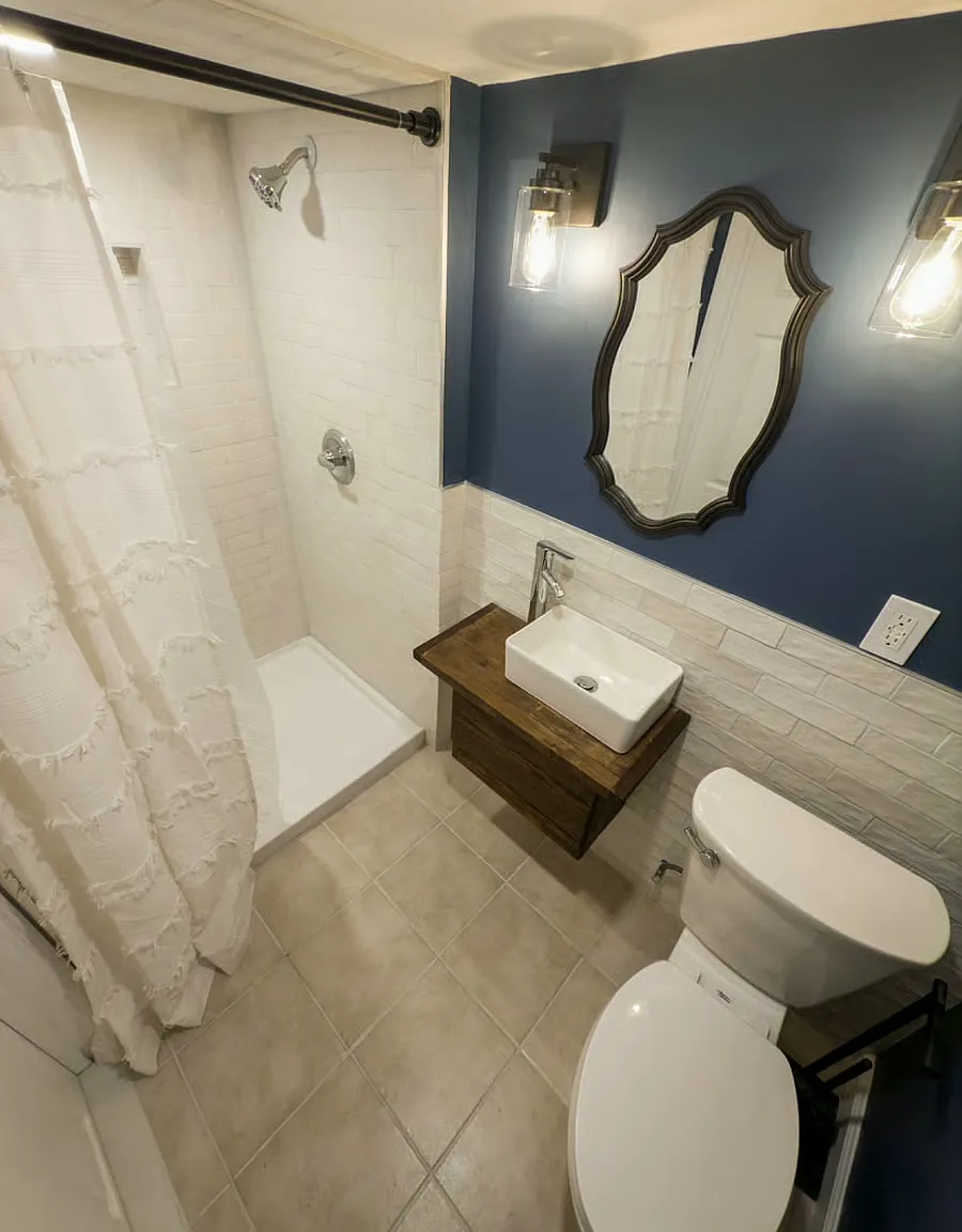 1 bed, $2,300 — Photo 4