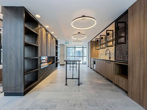 4th image of 251 Manitoba St #134