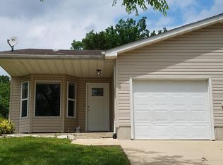 1005 W Main St APT B, Union, MO 63084