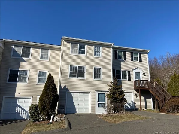 17 Cornerstone Drive #17, Derby, CT 06418