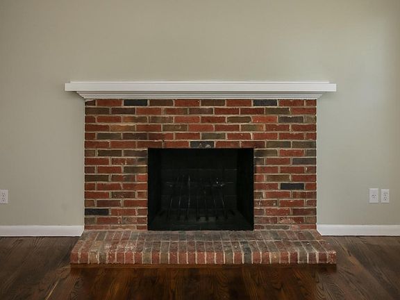 9308-Fairground-Rd-14