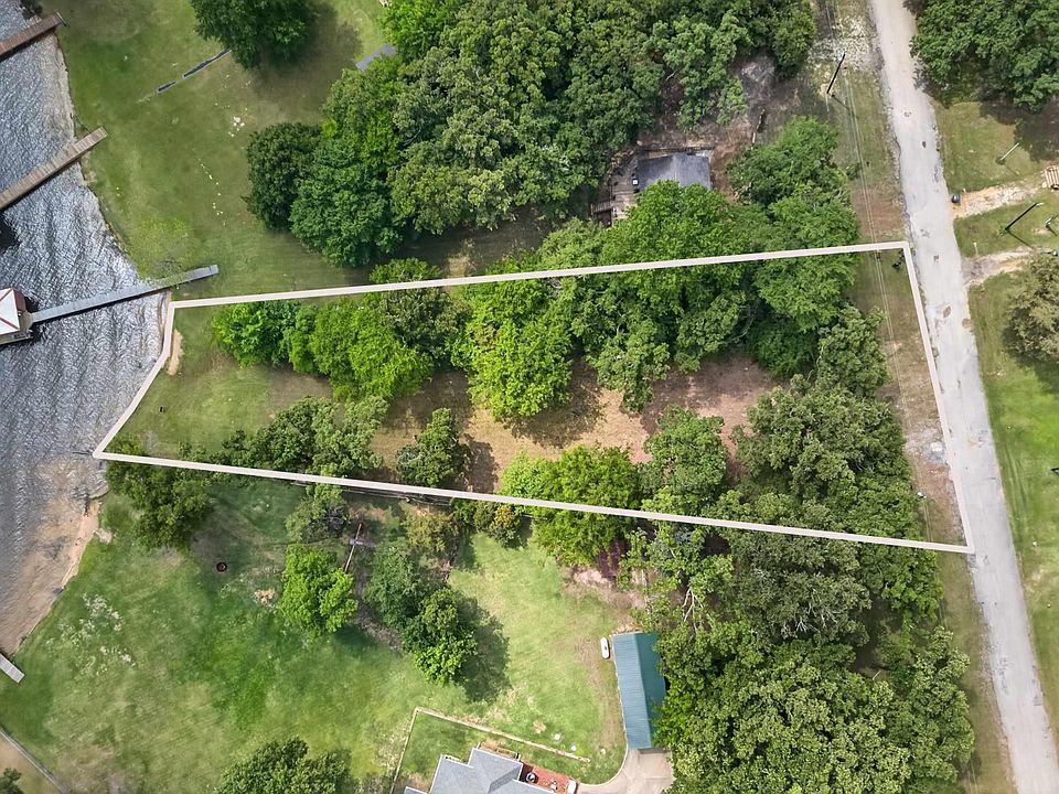 1st image of 22693 Creekwood Dr