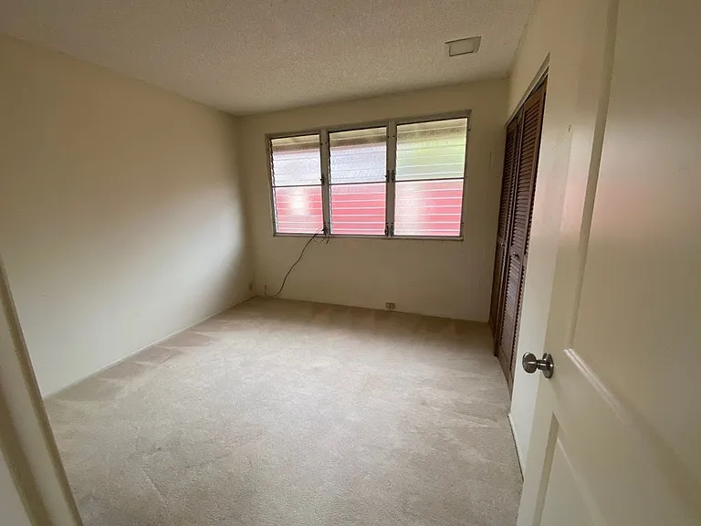 877 Maniniholo St — Photo 20