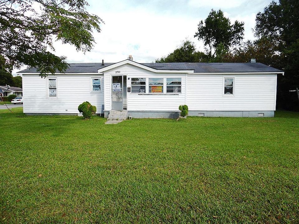 1st image of 3741 Wright Dr