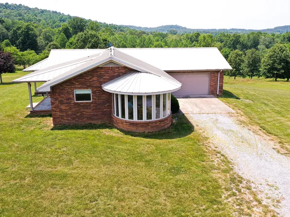 1961 Us Highway 60 E, Salem, KY 42078