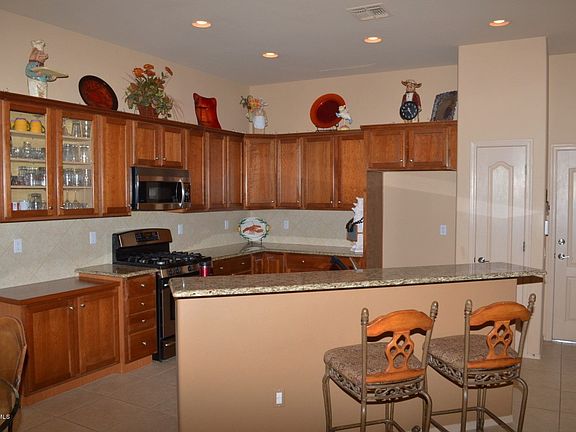3rd image of 5453 W Winding Desert Dr