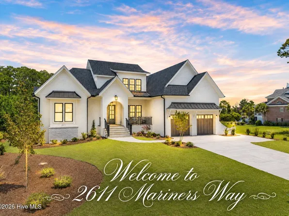 2611 Mariners Way SE, Southport, NC 28461