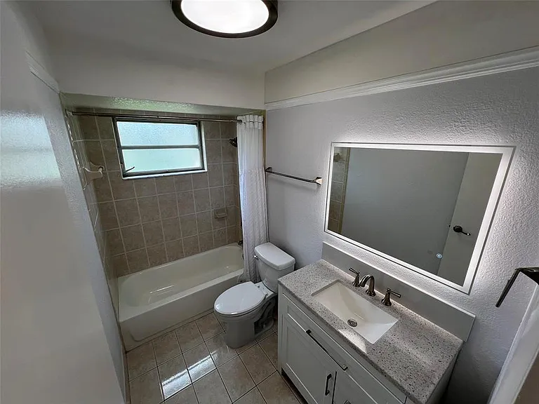 2650 NW 94th Way — Photo 6