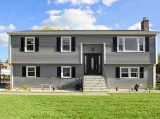 47 Rosemont Dr, Plainville, CT 06062