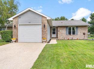 1803 Wren Dr, Springfield, IL 62703