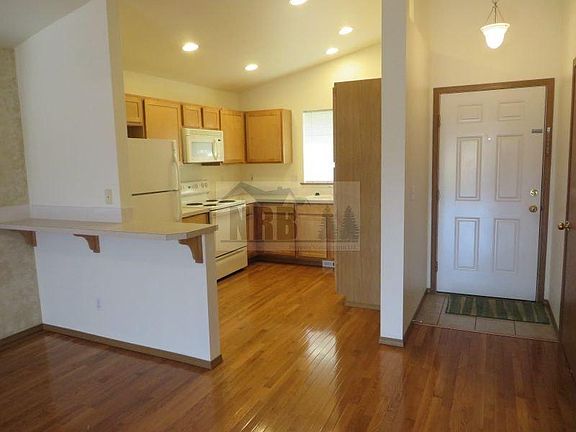 4th image of 18102 109th Street Ct E