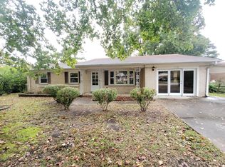 1925 Alder Rd, Fayetteville, NC 28304