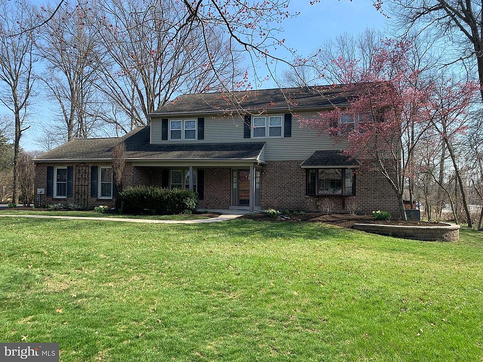 1st image of 1465 Candlebrook Dr