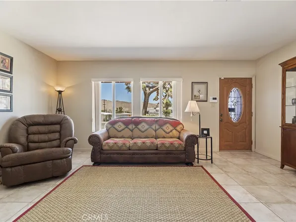 56287 Navajo Trl, Yucca Valley, CA 92284