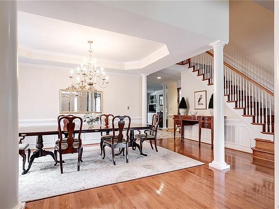 4th image of 3007 E Cosby Farm Ln