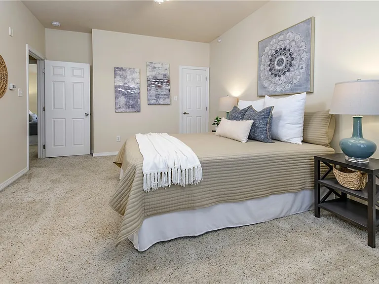 305 Holleman Dr E #102 — Photo 16