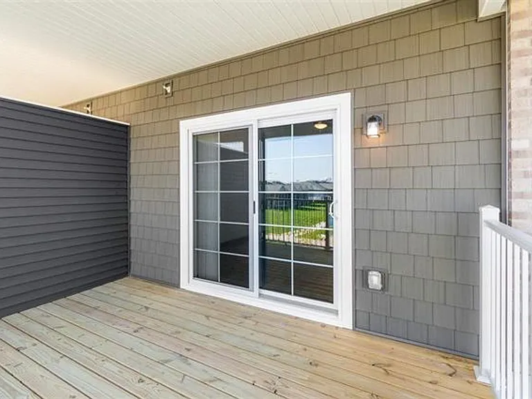 2875 Spring Rose Cir — Photo 16