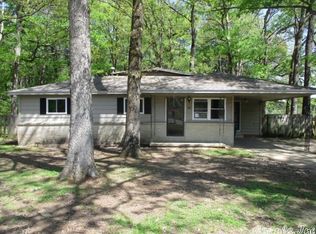 15 Warren Dr, Little Rock, AR 72209