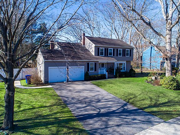 3rd image of 102 Shadowbrook Dr
