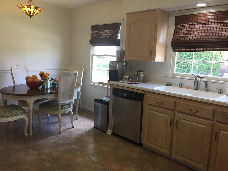 209 Renee Ave — Photo 8