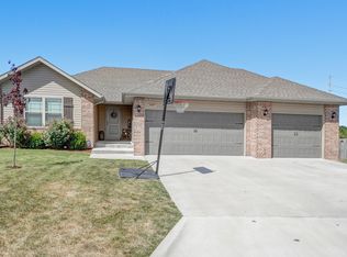 5491 W Tea St, Springfield, MO 65802