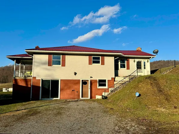 1496 Robinson Run Rd, Rivesville, WV 26588