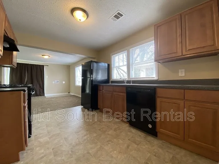 4824 Gum St — Photo 7