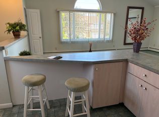 (Undisclosed Address), New Hyde Park, NY 11040