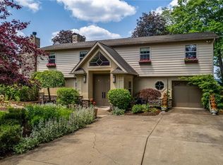 47565 Tomahawk Dr, Negley, OH 44441