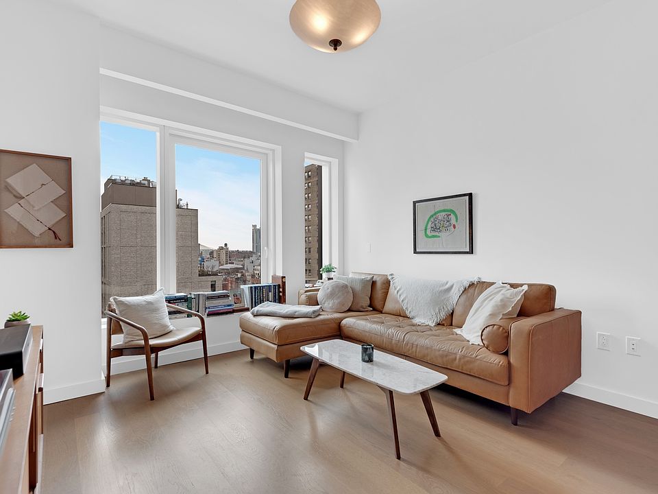 1st image of 202 Broome St #12D