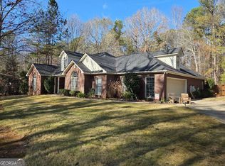 324 Grantham Dr, Cataula, GA 31804