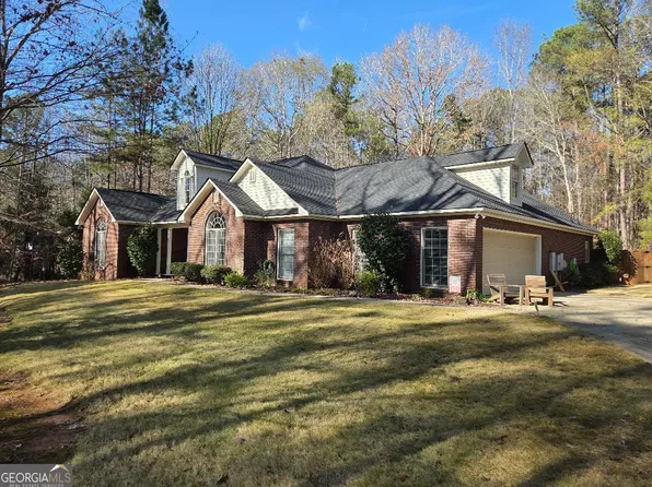 324 Grantham Dr, Cataula, GA 31804