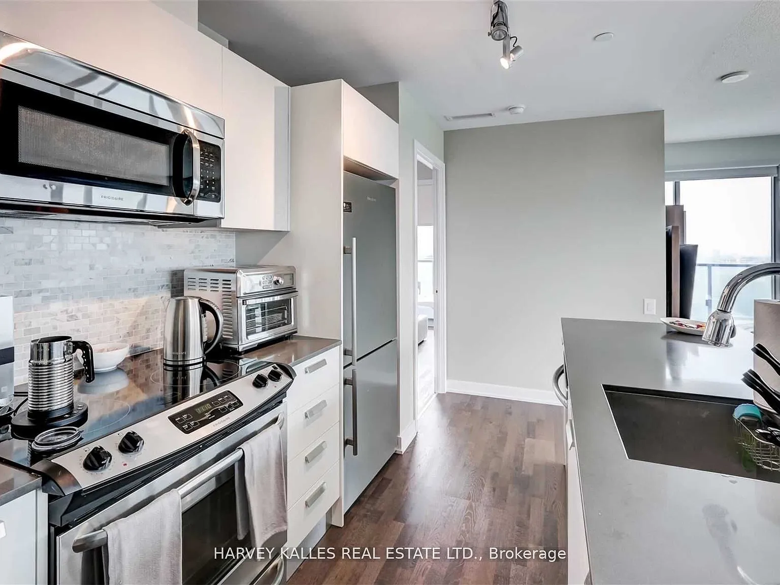 3 bed, $4,600 — Photo 4