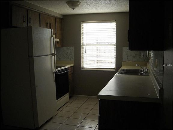 3rd image of 3309 Garfield Dr