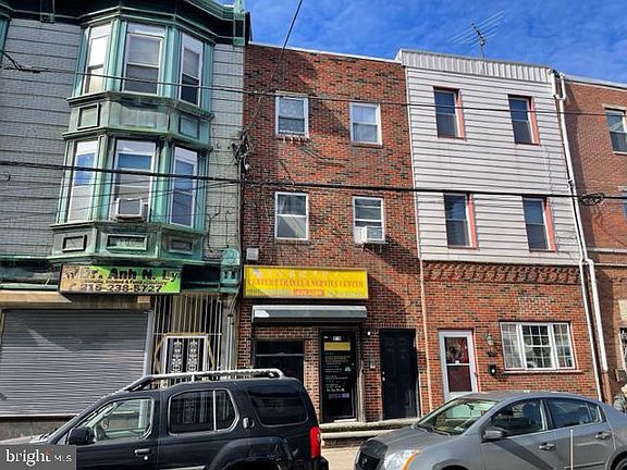 2nd image of 904 S 8th St